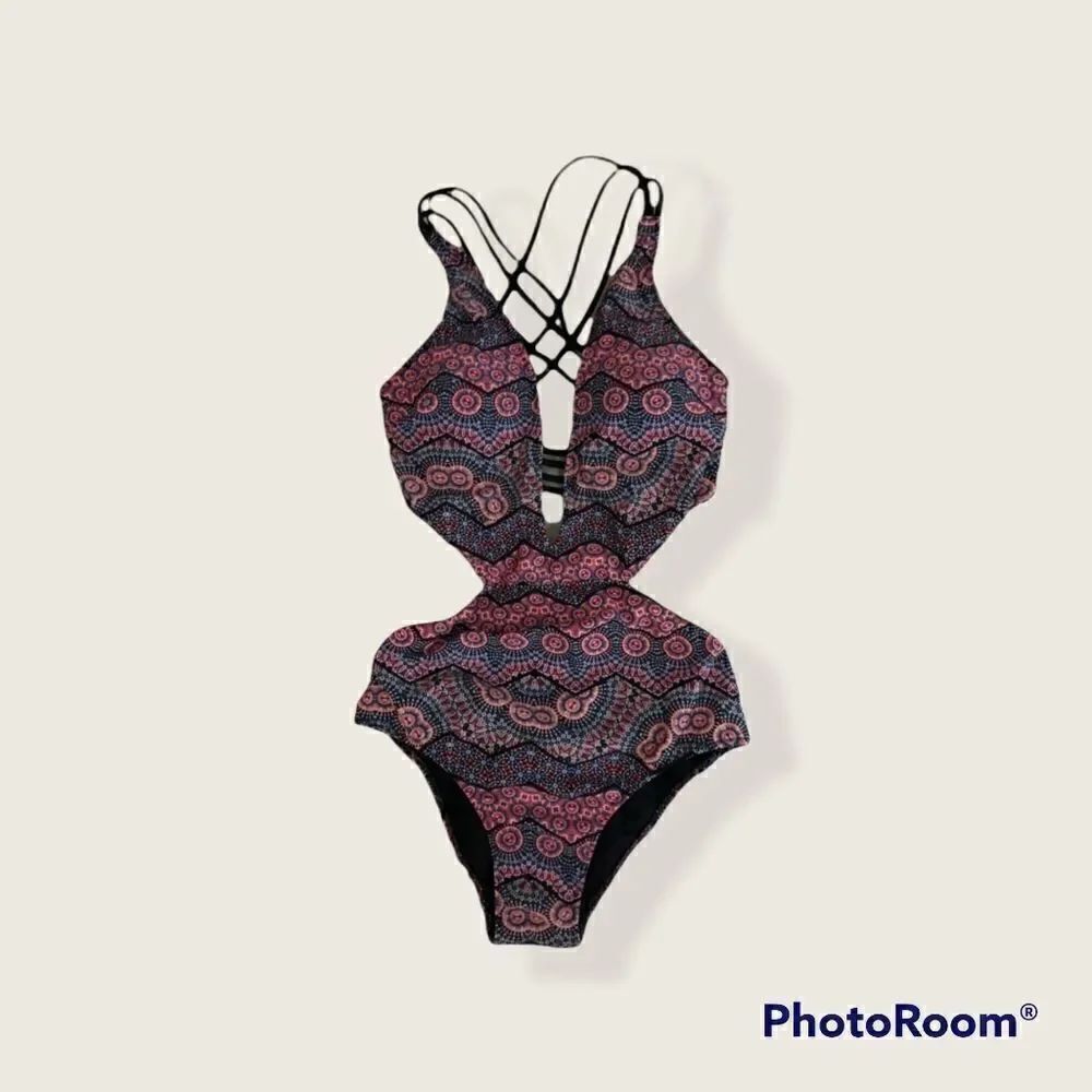abercrombie and fitch cross cross cut out one piece swimming suit sz XS